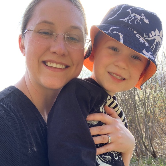 Meet your Posher, Kasmiera - Picture 1 of 1